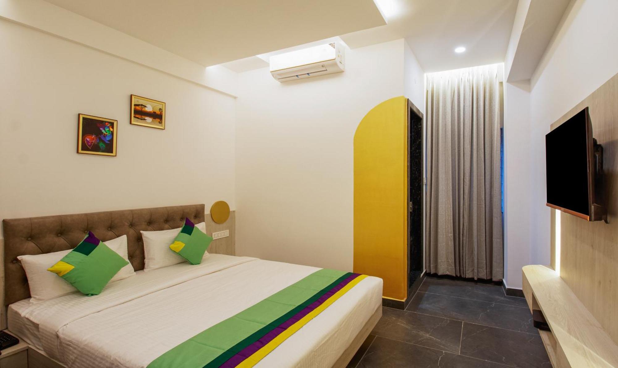 Itsy Hotels Silver Keys Kammasandra Exterior photo